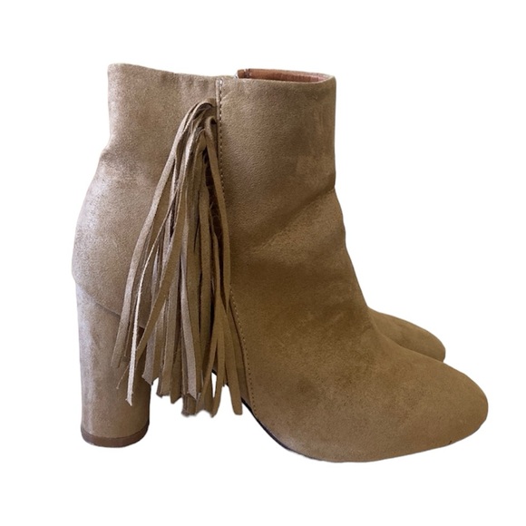 NINE WEST Fringe Bootie Camel Brown Ankle Boots Vegan Suede Women’s • 7 - Picture 1 of 7